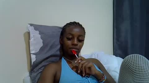 Linda online show from June 19, 12:15 am
