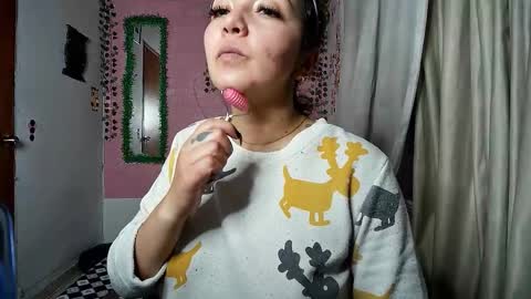 sexy lolas online show from October 26, 5:02 am