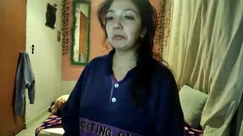 sexy lolas online show from November 22, 12:42 am