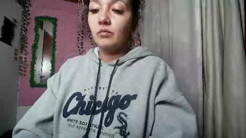 sexy lolas online show from June 22, 3:36 am