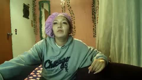 sexy lolas online show from June 24, 1:59 am