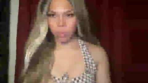 Nicole online show from June 18, 1:37 pm