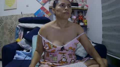 Mary online show from June 17, 3:53 am