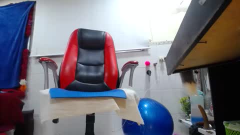 MARIPOSA online show from December 17, 12:11 pm