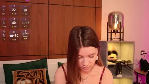 Alison online show from April 24, 11:29 pm