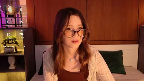 Snapshot of sexy_me_bb chatting on May 27, 6:16 pm Alison online show from May 27, 6:16 pm