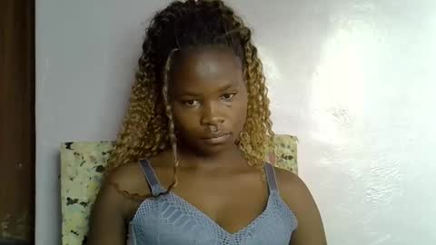 Molyne online show from January 17, 1:43 am