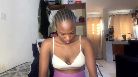 Nyla online show from July 15, 2:22 pm