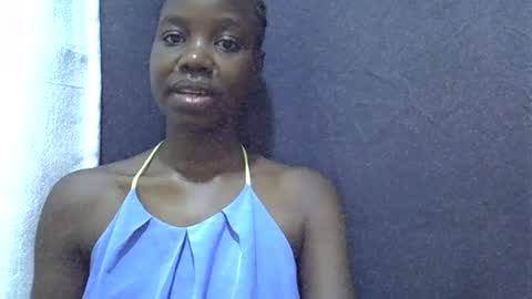 Snapshot of sexy_peach4 chatting on June 21, 12:02 am sexy_peach4 online show from June 21, 12:02 am