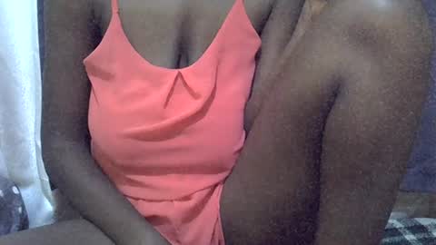 Snapshot of sexy_peach4 chatting on June 22, 10:40 pm sexy_peach4 online show from June 22, 10:40 pm