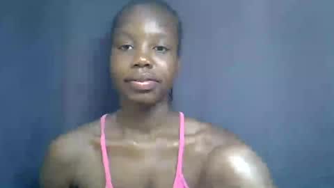 Snapshot of sexy_peach4 chatting on July 1, 10:06 am sexy_peach4 online show from July 1, 10:06 am
