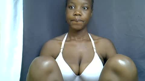 Snapshot of sexy_peach4 chatting on July 2, 10:10 am sexy_peach4 online show from July 2, 10:10 am