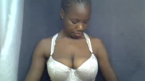 Snapshot of sexy_peach4 chatting on July 6, 3:03 pm sexy_peach4 online show from July 6, 3:03 pm