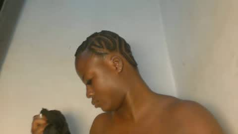 sexy_petitqueen online show from April 26, 4:10 am