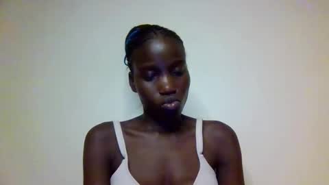 sexy_petittie online show from October 14, 7:03 pm