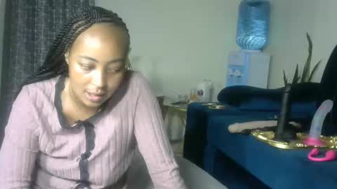 sexy pigeon online show from April 28, 12:42 am
