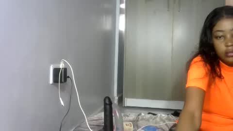 sexy pigeon online show from June 11, 8:01 am