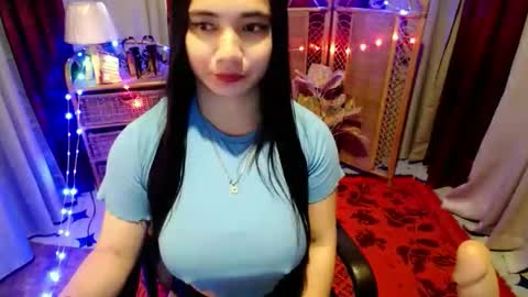 Snapshot of sexy_pussy143 chatting on June 4, 7:03 am angela online show from June 4, 7:03 am