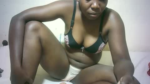 sexy_sandrah online show from December 22, 5:15 am