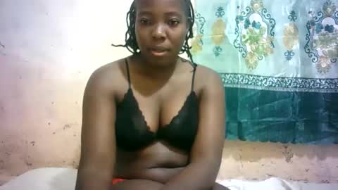 Snapshot of sexy_sandrah chatting on May 28, 6:43 am sexy_sandrah online show from May 28, 6:43 am
