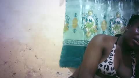 Snapshot of sexy_sandrah chatting on June 8, 7:14 pm sexy_sandrah online show from June 8, 7:14 pm