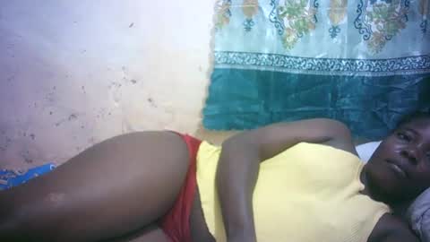 Snapshot of sexy_sandrah chatting on June 17, 7:15 pm sexy_sandrah online show from June 17, 7:15 pm
