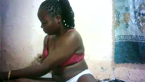 Snapshot of sexy_sandrah chatting on July 5, 2:46 pm sexy_sandrah online show from July 5, 2:46 pm