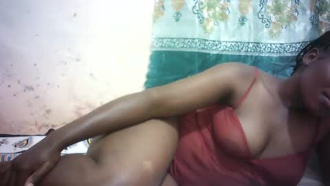 Snapshot of sexy_sandrah chatting on July 8, 7:02 am sexy_sandrah online show from July 8, 7:02 am