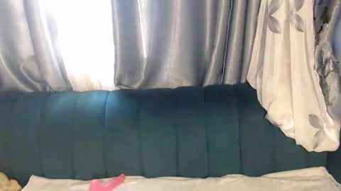 Snapshot of sexy_serena_ chatting on January 7, 7:10 am sexy_serena_ online show from January 7, 7:10 am