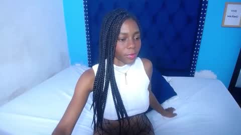 Snapshot of sexy_skinny_baby chatting on November 8, 3:39 am sexy_skinny_baby online show from November 8, 3:39 am