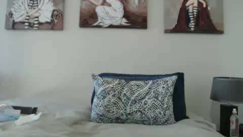 Nastassia... but you can call me Stassi for short. online show from February 9, 7:23 am