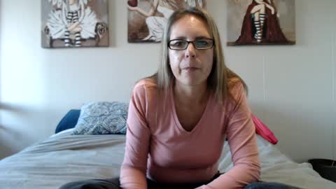 Snapshot of sexy_stassi_xx chatting on June 15, 3:03 pm Nastassia... but you can call me Stassi for short. online show from June 15, 3:03 pm