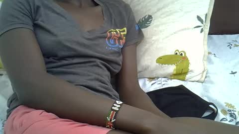 Snapshot of sexy_tania1 chatting on June 5, 7:14 am sexy_tania1 online show from June 5, 7:14 am