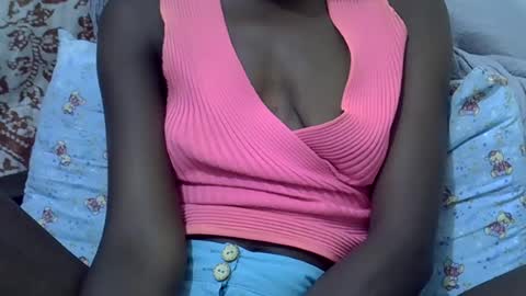 Snapshot of sexy_tania1 chatting on July 28, 7:39 pm sexy_tania1 online show from July 28, 7:39 pm