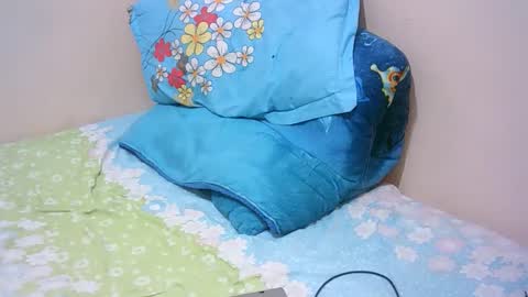 Tiffah online show from October 28, 9:17 pm