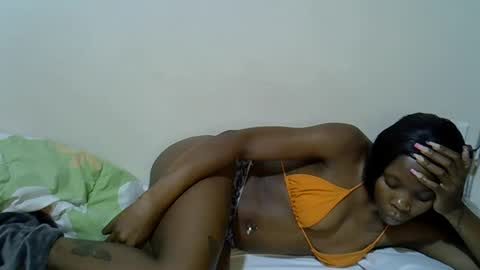 Snapshot of sexy_vennice chatting on June 24, 6:51 pm sexy_vennice online show from June 24, 6:51 pm