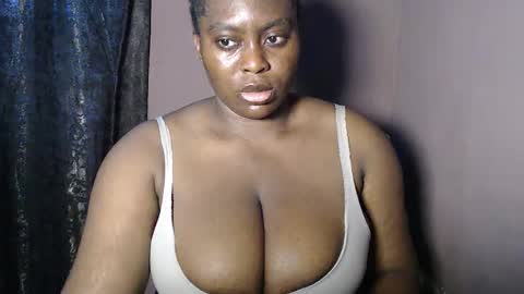 Snapshot of sexy_wet_ria chatting on May 11, 6:52 am ria online show from May 11, 6:52 am