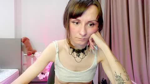 Mandy Green online show from June 10, 7:02 pm