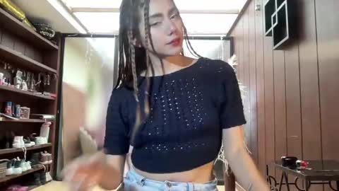 Snapshot of sexyaliceskay chatting on January 9, 3:48 pm Alice Skay online show from January 9, 3:48 pm