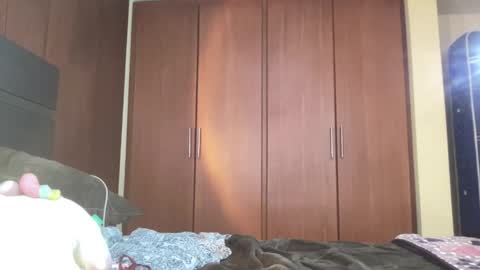 Snapshot of sexyaliceskay chatting on February 6, 7:17 pm Alice Skay online show from February 6, 7:17 pm