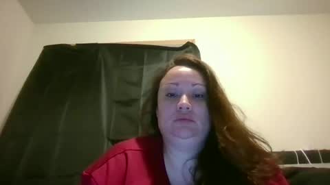 sexyandcurvy42077 online show from April 25, 1:41 pm