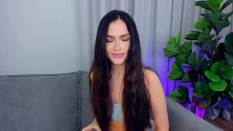 Lou online show from October 5, 9:13 pm