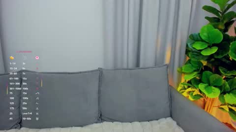 Lou online show from November 1, 9:06 pm