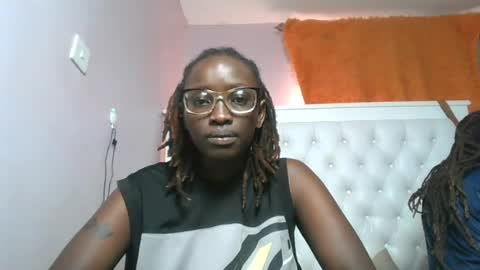 Snapshot of sexyary chatting on June 25, 12:09 pm sexyary online show from June 25, 12:09 pm