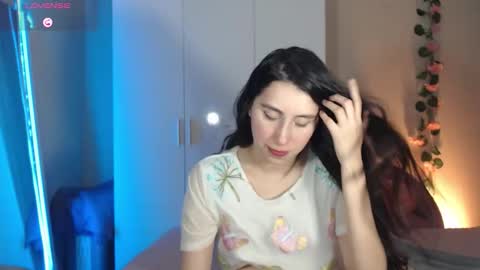 Snapshot of sexyasstime_1718 chatting on October 3, 9:23 pm Alice online show from October 3, 9:23 pm