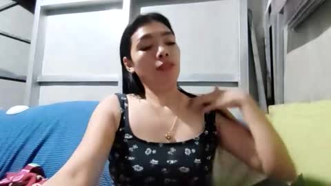 sexyathena29 online show from April 12, 12:21 pm