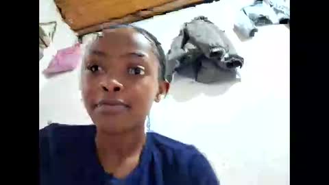 Snapshot of sexybaby146301 chatting on December 20, 6:42 am sexybaby146301 online show from December 20, 6:42 am