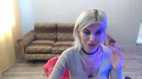 Snapshot of sexybeatriice chatting on November 20, 7:30 am sexybeatriice online show from November 20, 7:30 am