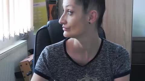 SexyBea online show from June 4, 6:19 am