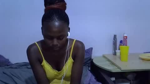 sexybeiby1 online show from April 15, 4:47 pm